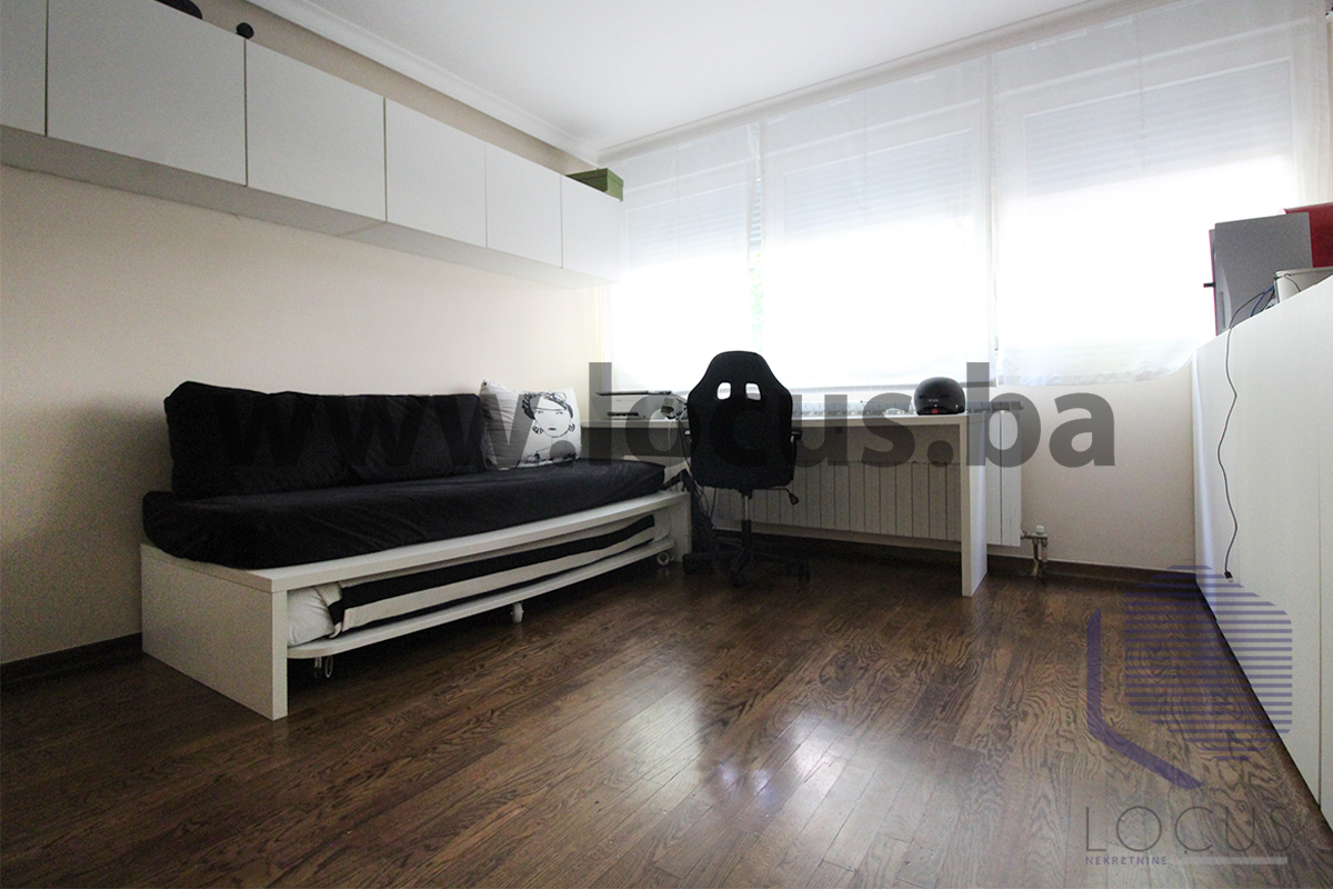 4 Spavaća soba sl1.jpg
